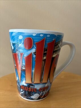 Nashville Ceramic MUSIC CITY Mug with City Skyline Design